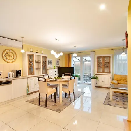 Dom Wakacyjny Grzybowo *